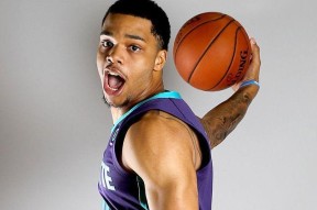 爱游戏体育-关于亚特兰大加时末段更衣室发声窗口期莱比锡调整名单以备葡超，风云突变夏洛特黄蜂今晨更衣室发声瞬间刷屏的信息