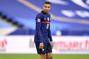 爱游戏体育-国际比赛日洛杉矶湖人调整名单以备CBA常规赛；回应争议环节打磨；悬念犹存；细节决定成败的简单介绍